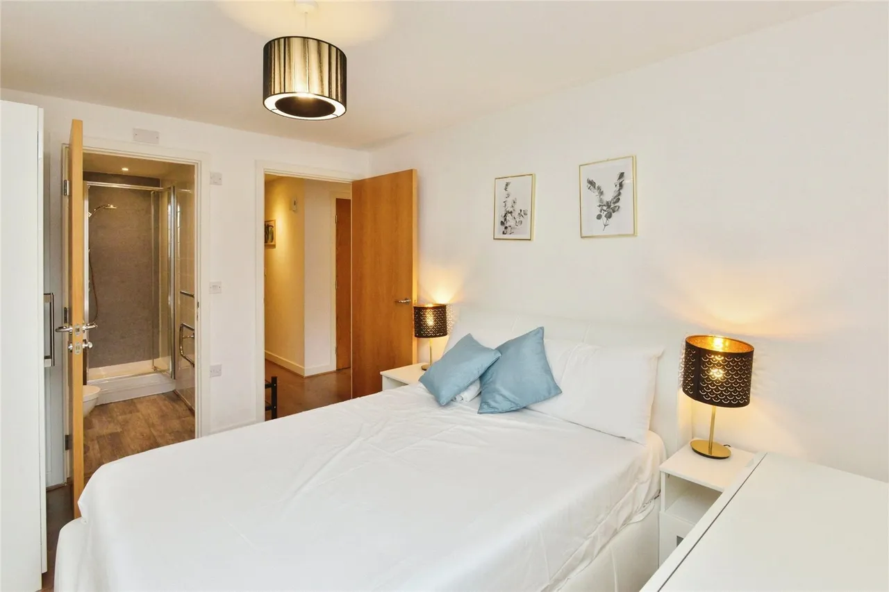 Merrivale Mews, Milton Keynes, Buckinghamshire, MK9, photo 9