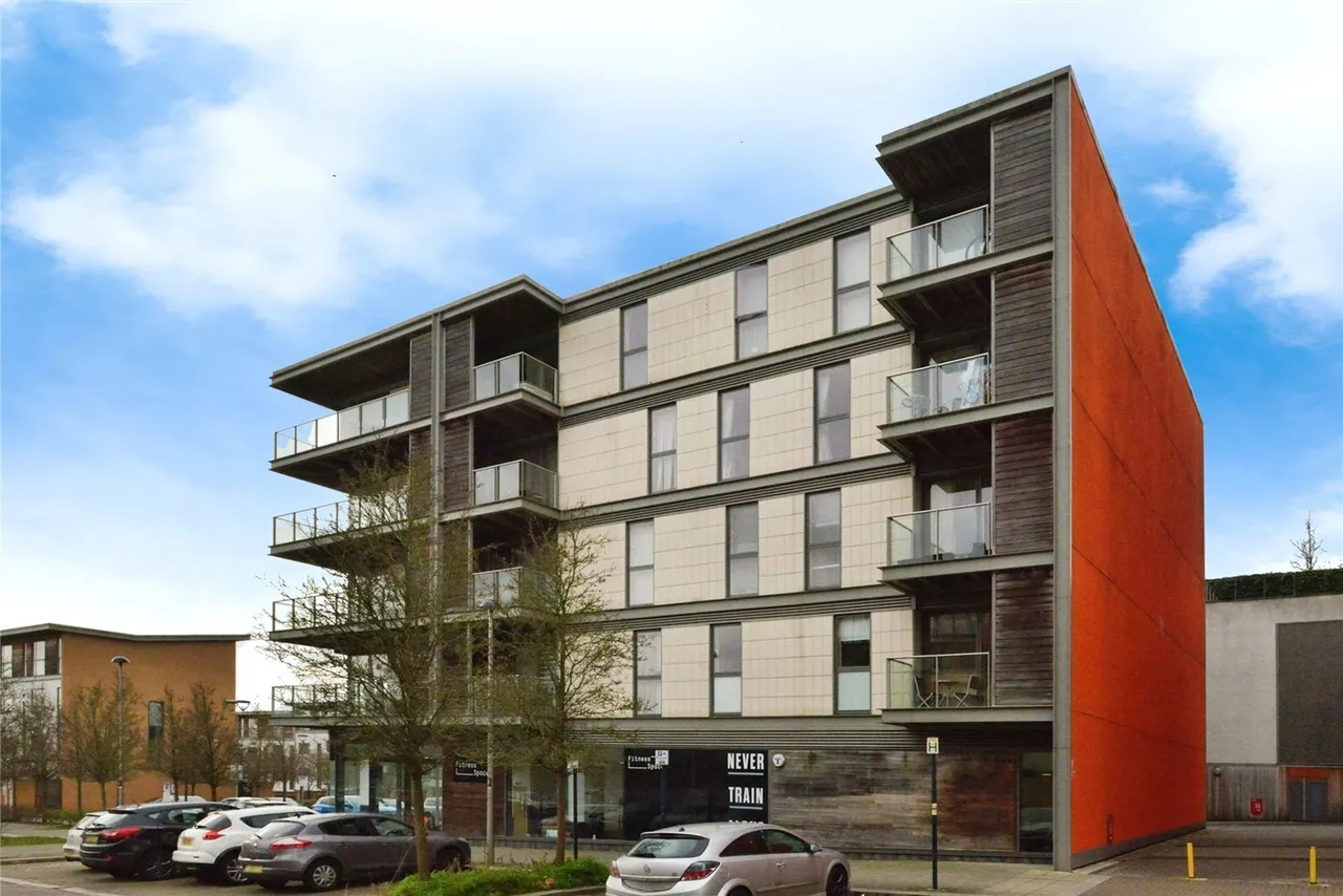 2 bed flat for sale — Merrivale Mews, Milton Keynes, Buckinghamshire, MK9