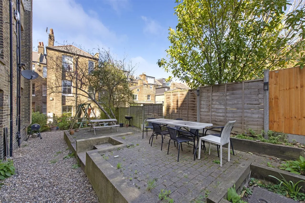 Gondar Gardens West Hampstead, London NW6 1HB, photo 10