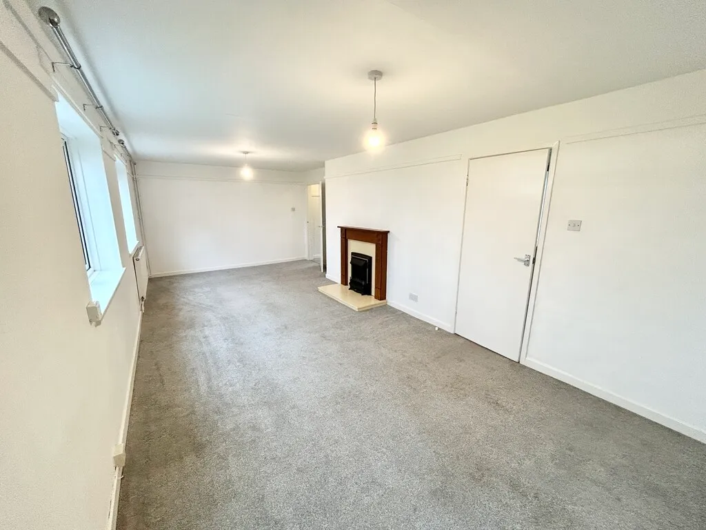 Boscobel Road, Buntingsdale, photo 2
