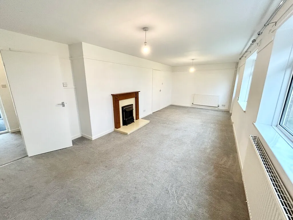 Boscobel Road, Buntingsdale, photo 3