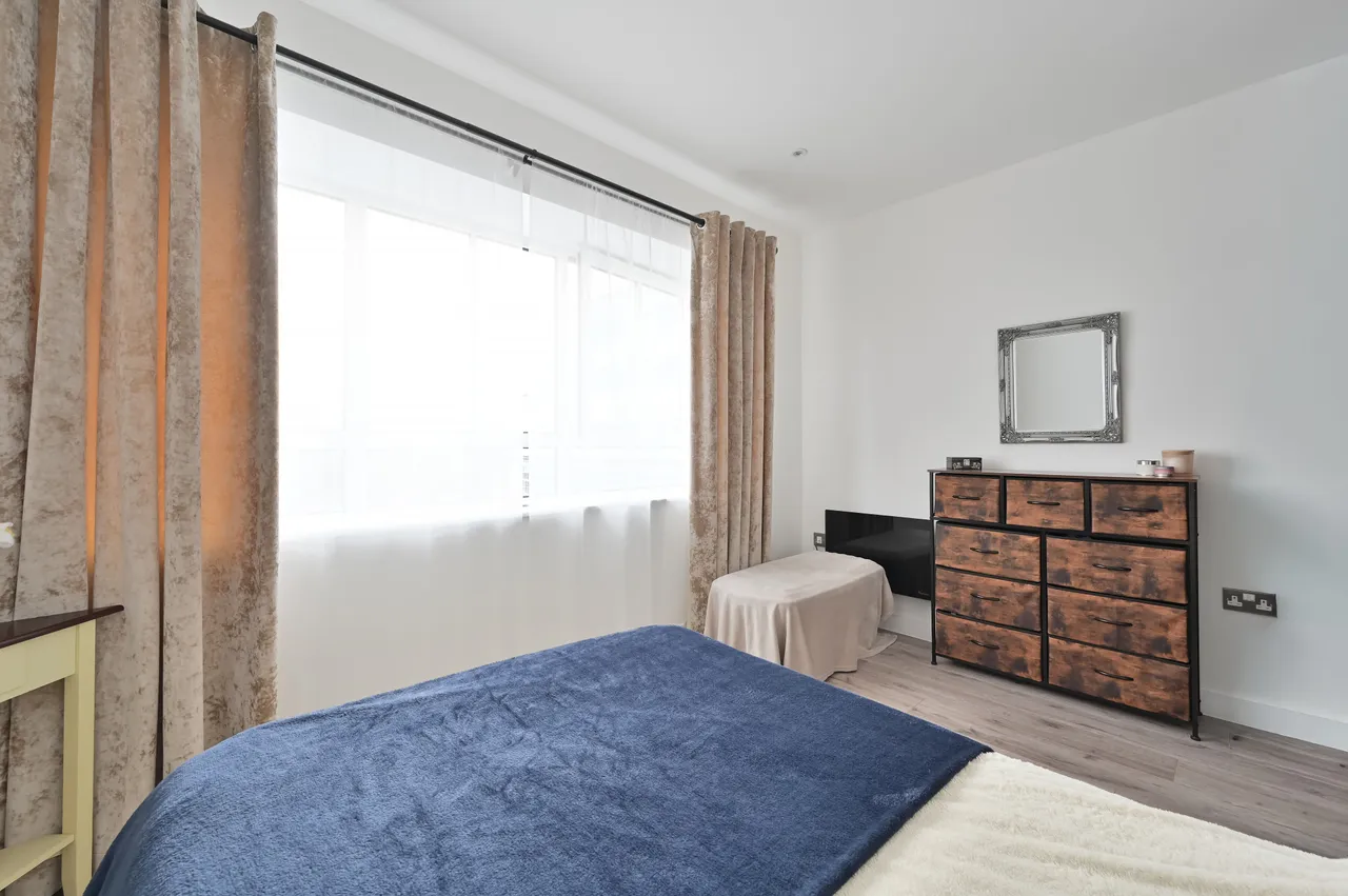 Watford, WD24, photo 7