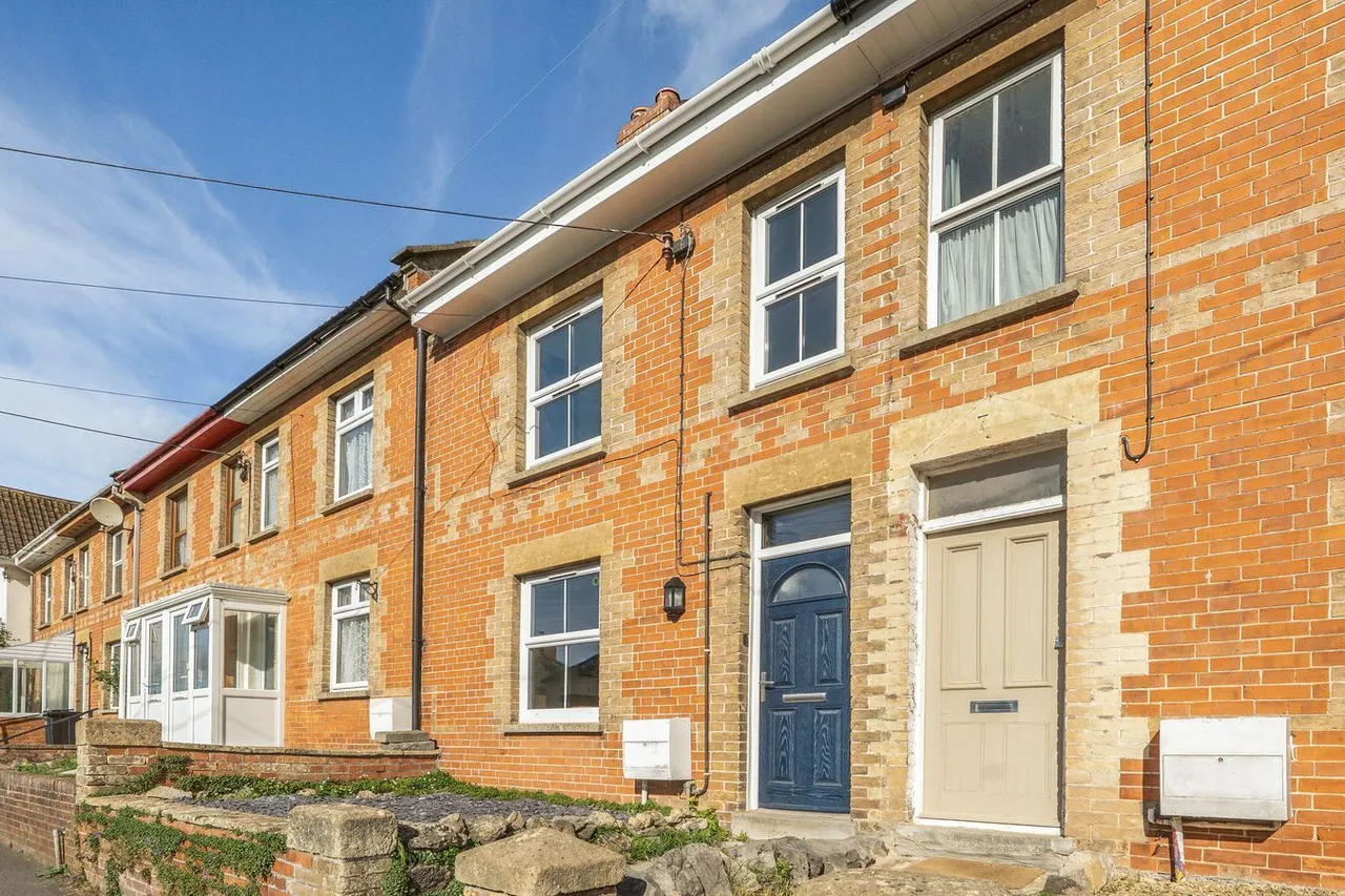3 bed property for sale, Burcott Road, Wells, BA5