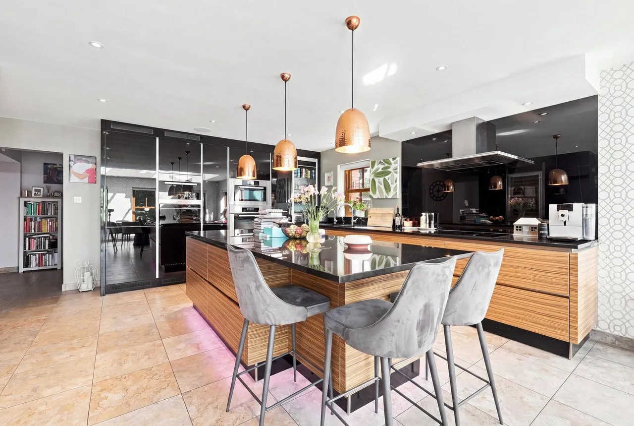 Kingfisher Close, Hutton Mount, CM13, photo 13