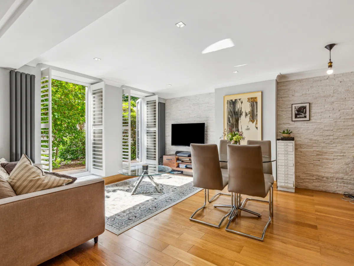 2 bed flat for sale, Elystan Street, London, SW3