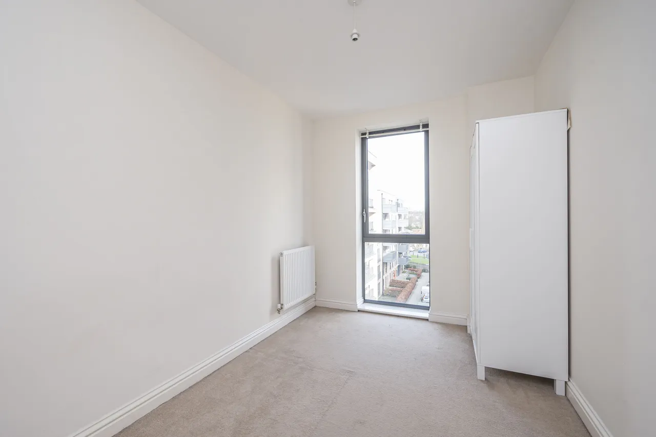 Flat 10, Felix Court, 11 Charcot Road, London, photo 5