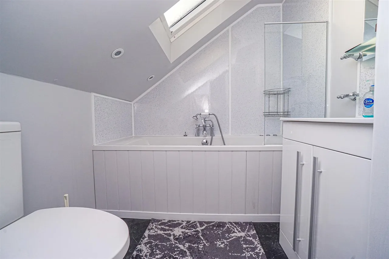 Winchelsea Road, Guestling, photo 18