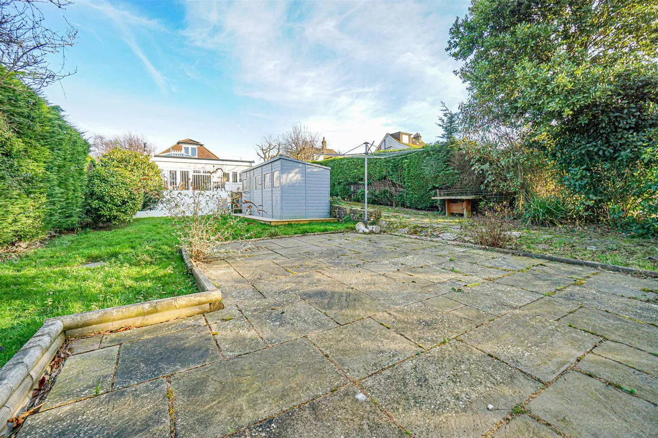 Winchelsea Road, Guestling, photo 10