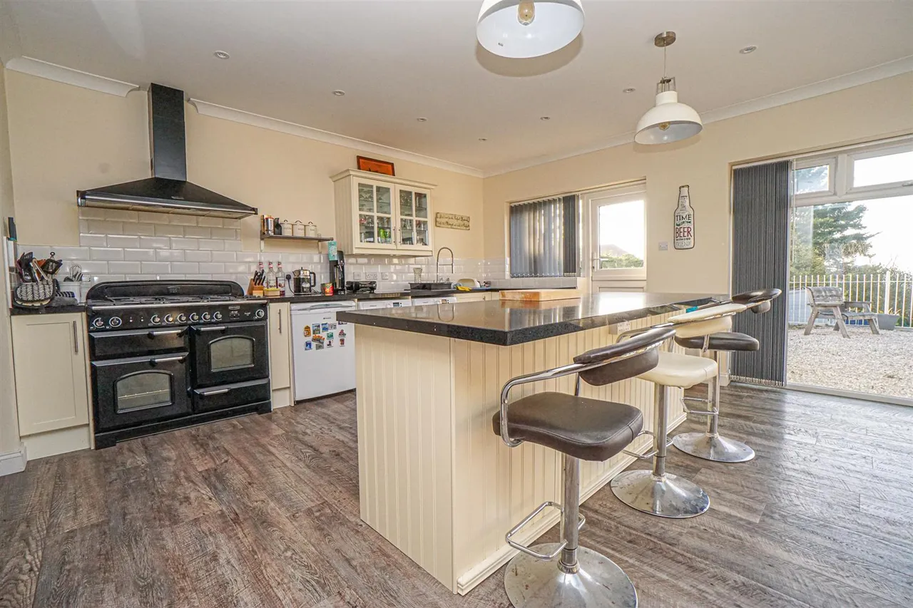 Winchelsea Road, Guestling, photo 6