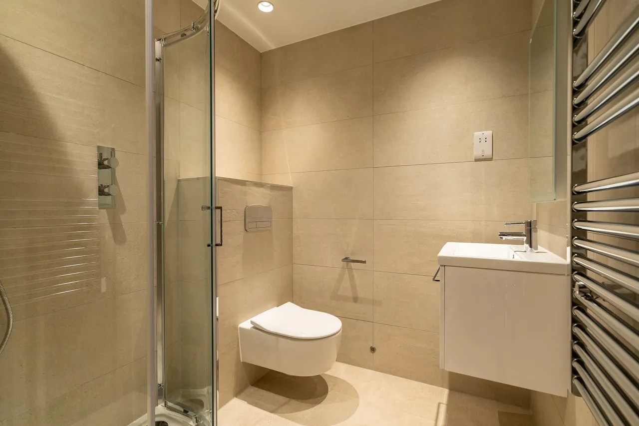 North Parade, Falmouth, TR11, photo 16