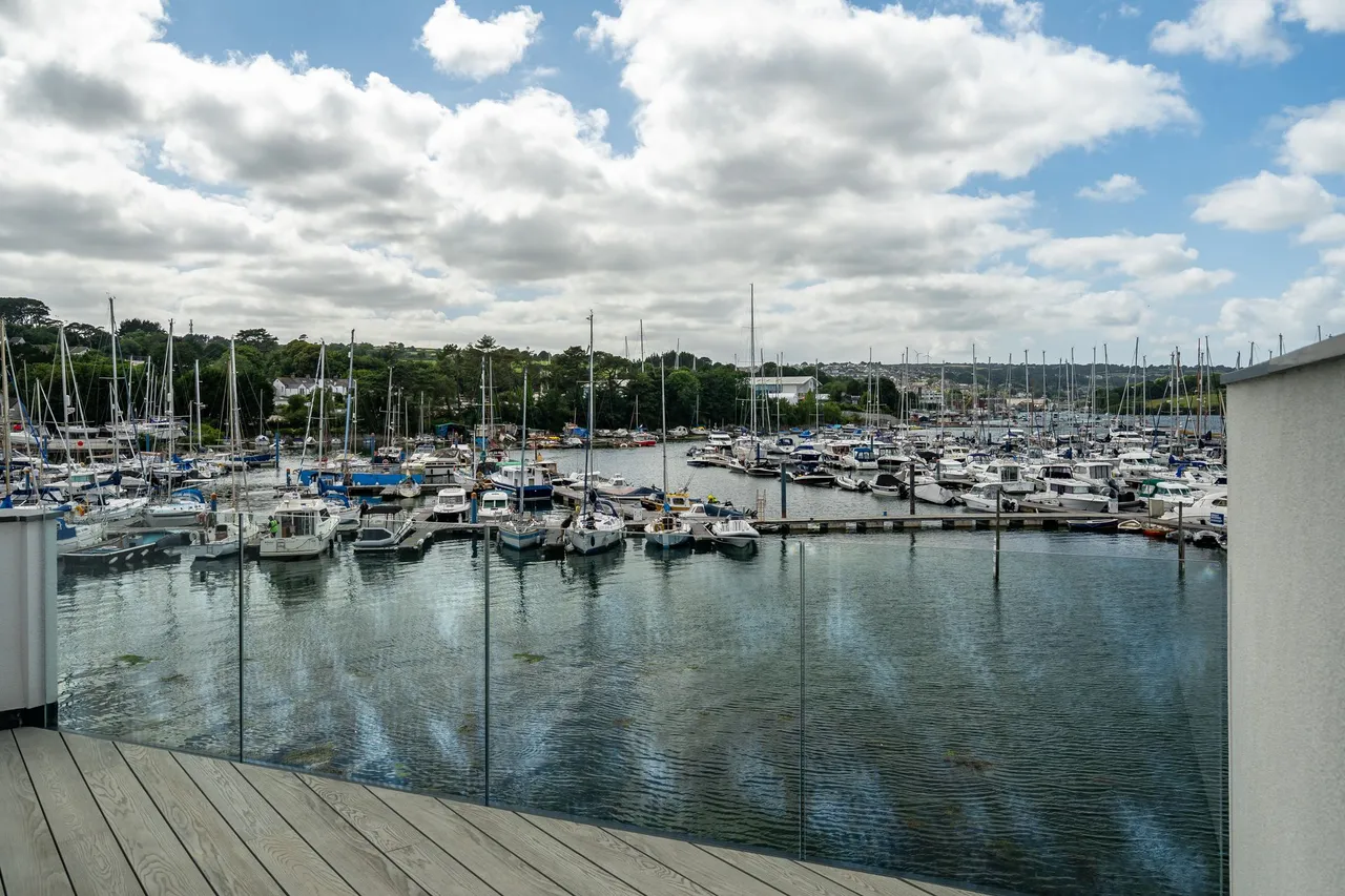 North Parade, Falmouth, TR11, photo 21