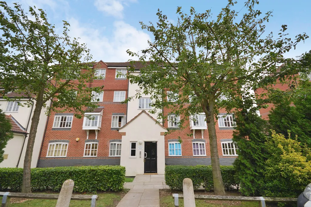2 bed flat to rent, Node Way Gardens, Welwyn, AL6