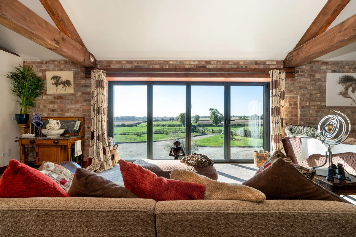 Lincoln Road, East Markham, NG22, photo 9
