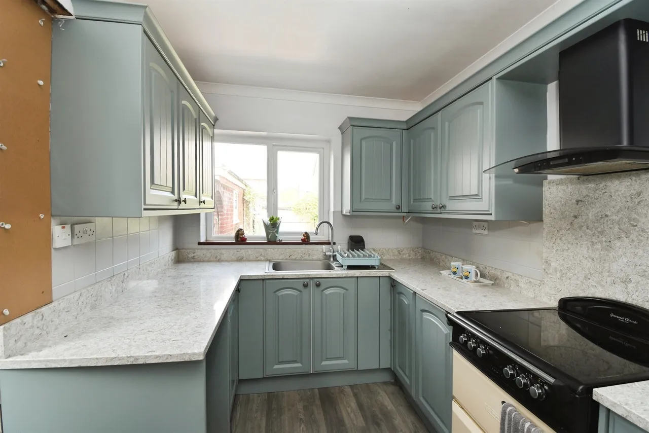 Chiltern Crescent, Scunthorpe, photo 6