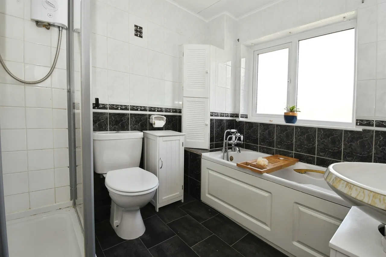 Chiltern Crescent, Scunthorpe, photo 11
