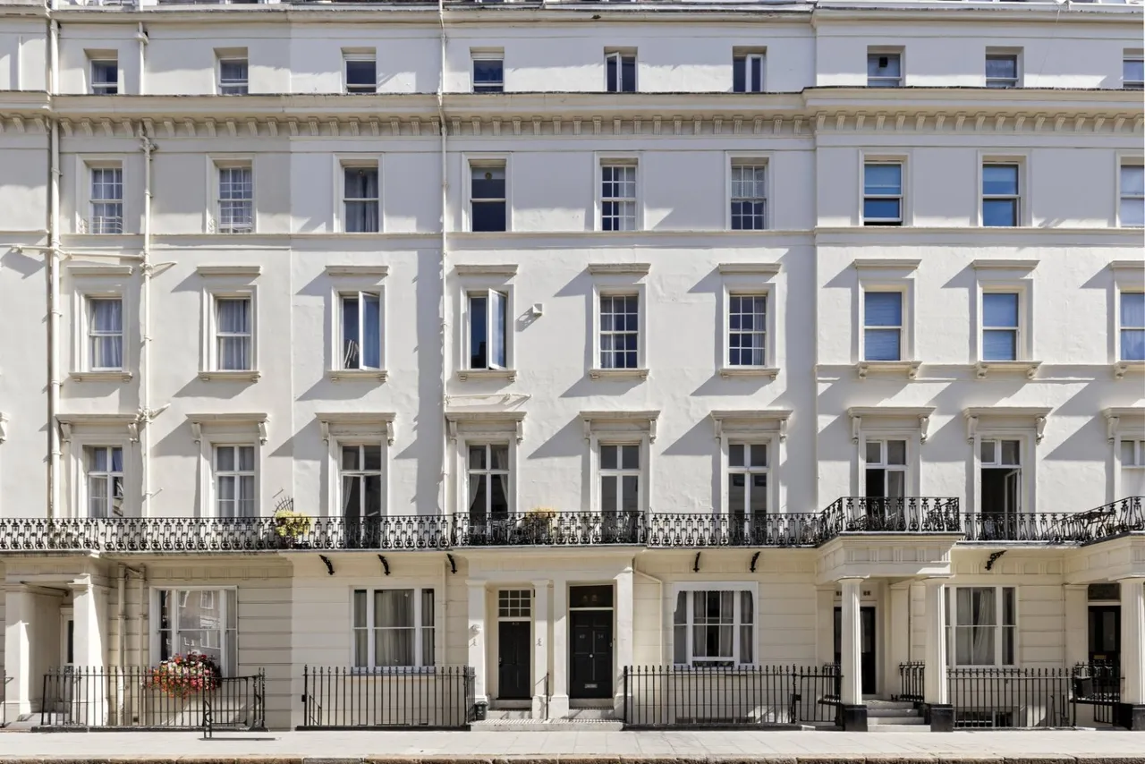 flat for sale, Gloucester Terrace, Bayswater, W2