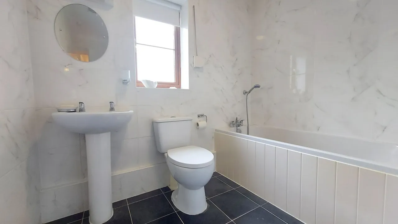 Lilac Close, Bourne, PE10, photo 15