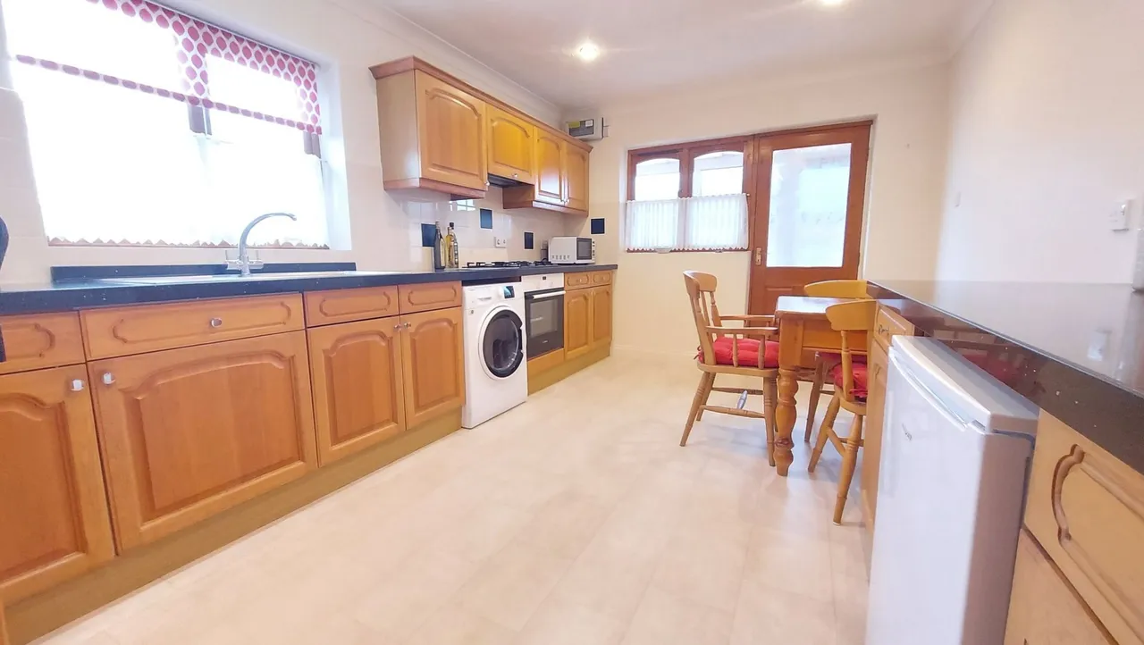 Lilac Close, Bourne, PE10, photo 7