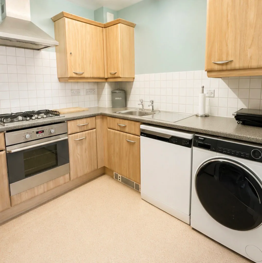 Cable Crescent, Woburn Sands, MK17, photo 12