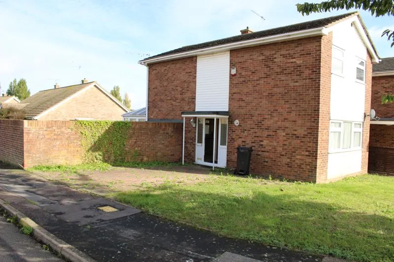 Norwood Way, Walton On The Naze CO14 8NU, photo 2