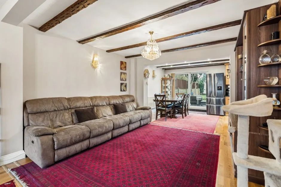 Parkfield Avenue, Hillingdon, UB10, photo 7