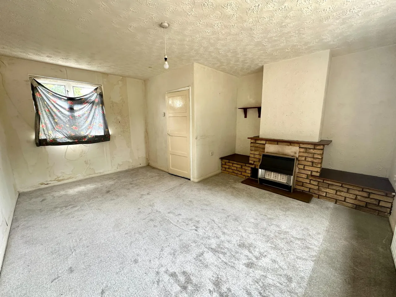 Avon Road, Goscote, Walsall, WS3, photo 3