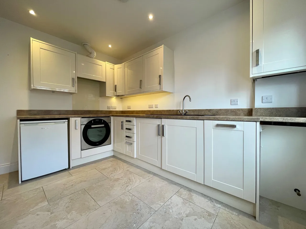 1 bed house to rent — Tudor Gardens, WORTHING