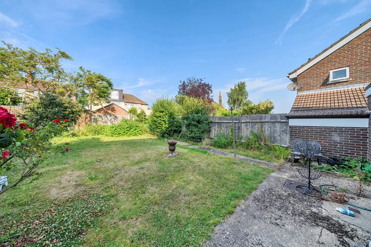Edison Road, DA16, photo 13