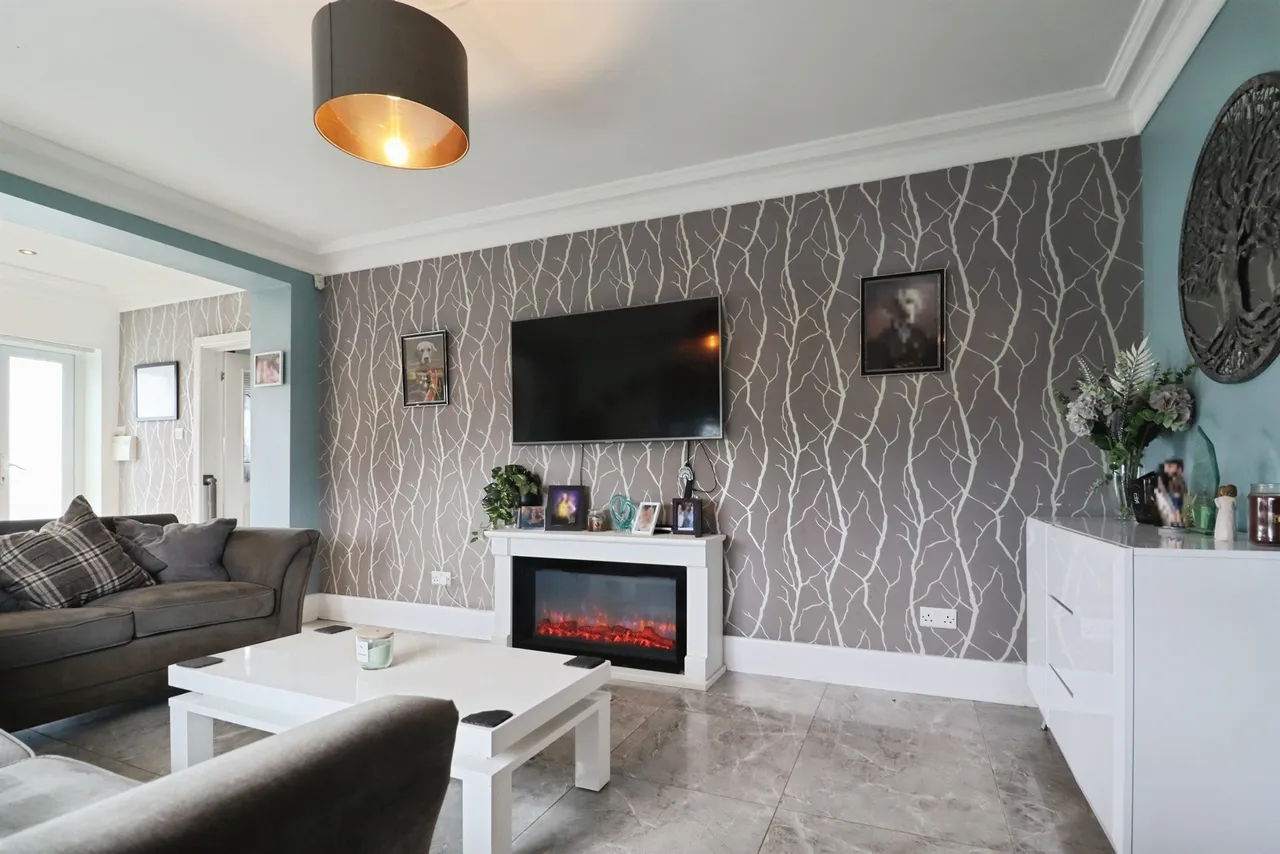Gellideg Road, Pontypridd, CF37, photo 8