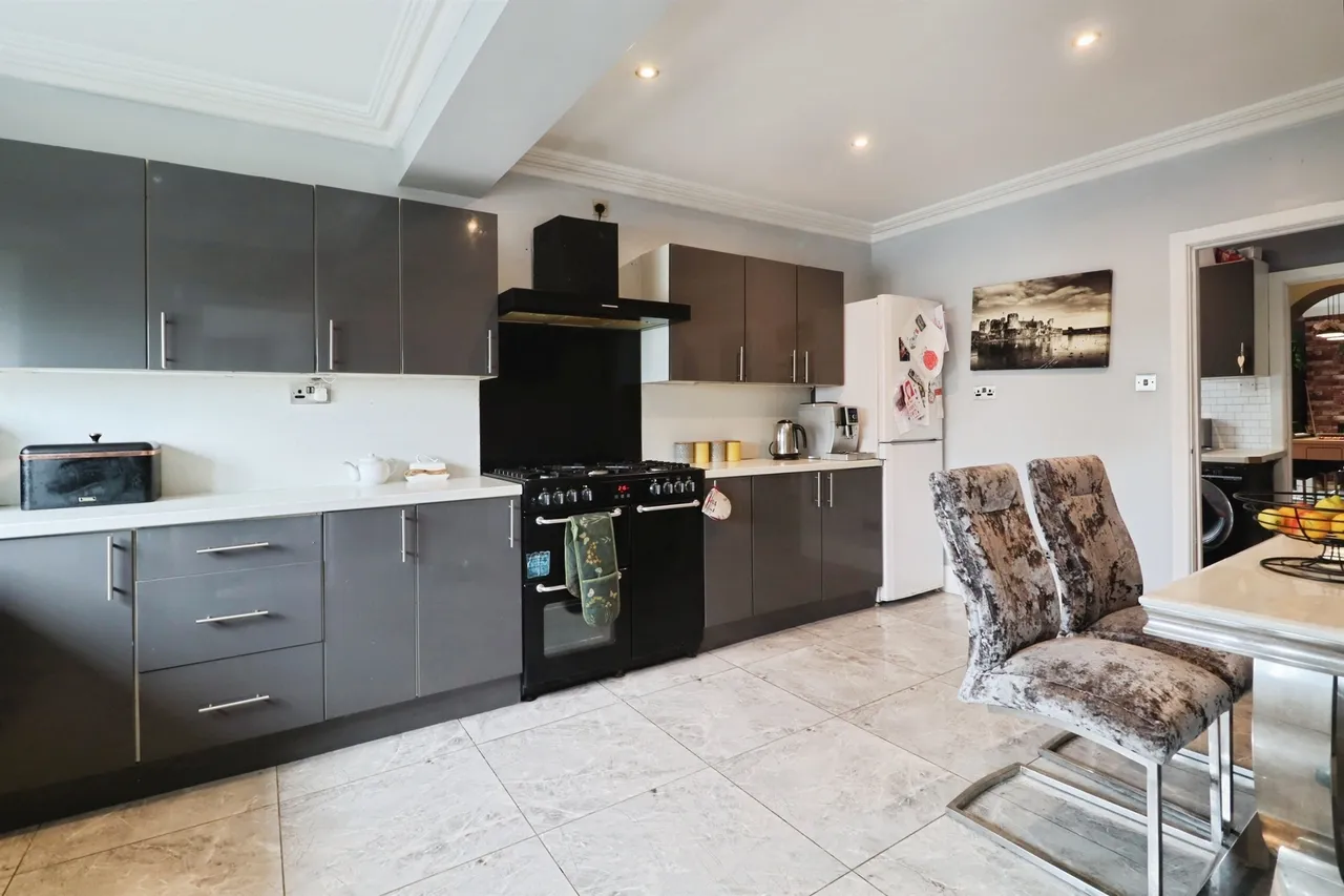 Gellideg Road, Pontypridd, CF37, photo 3