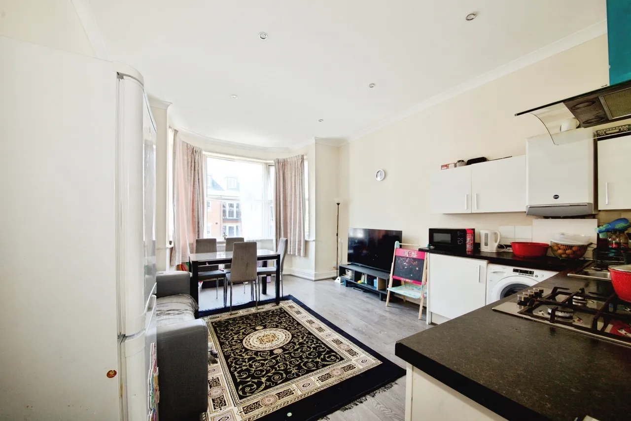 Junction Road, Romford, RM1, photo 3