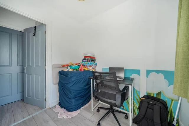 Winifred Street, Swindon, SN3, photo 13