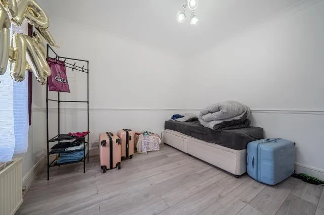 Winifred Street, Swindon, SN3, photo 10