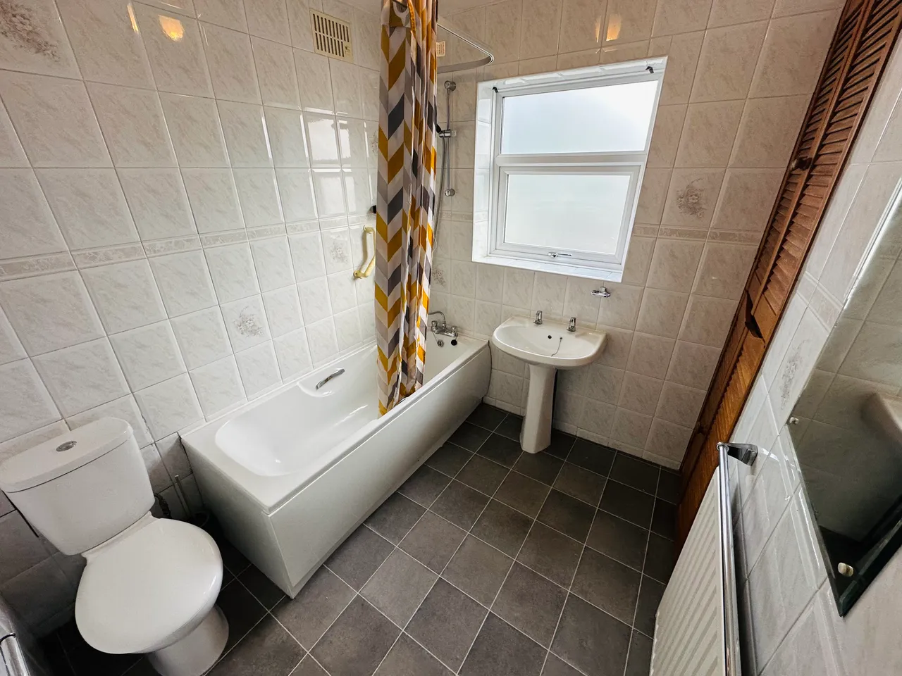 Moorthorne Crescent, Bradwell, ST5, photo 8