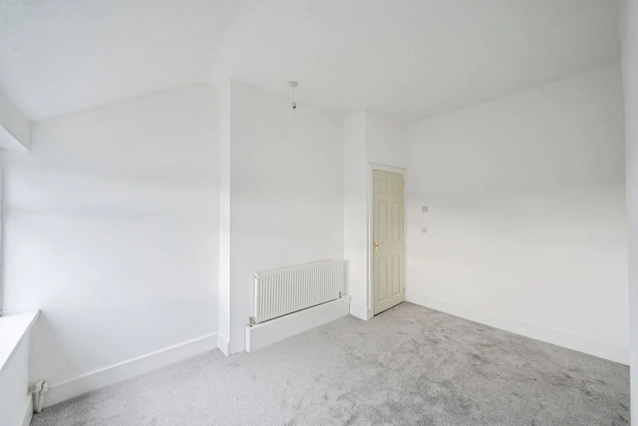 Queen Marys Road, New Rossington, Doncaster, South Yorkshire, DN11, photo 9