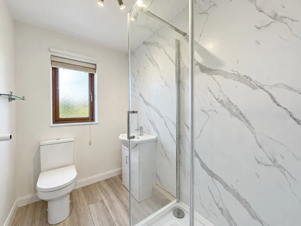 Rowan Way, Canewdon, photo 7