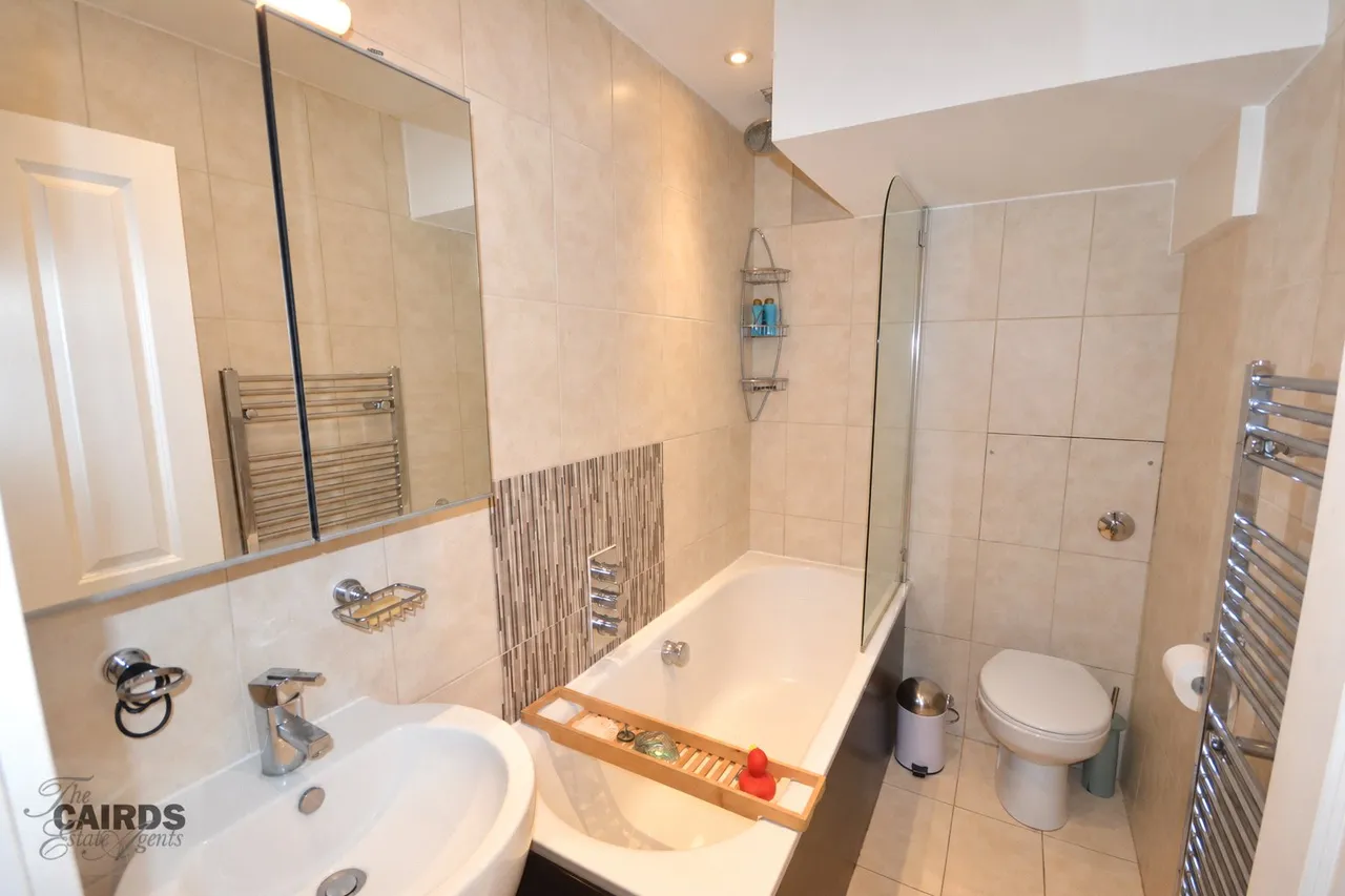 Horton Hill, Epsom, KT19, photo 10