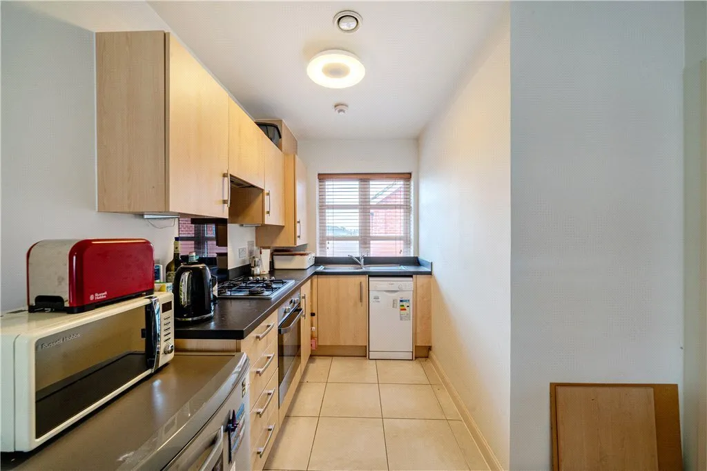 Brickfield Road, Mitcham, CR4, photo 6