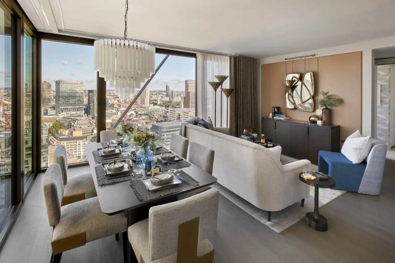 2 bed flat for sale, London, EC3A