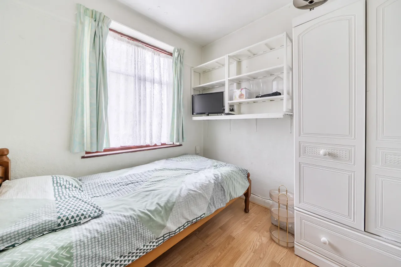 Clitherow Avenue, Hanwell, W7, photo 17