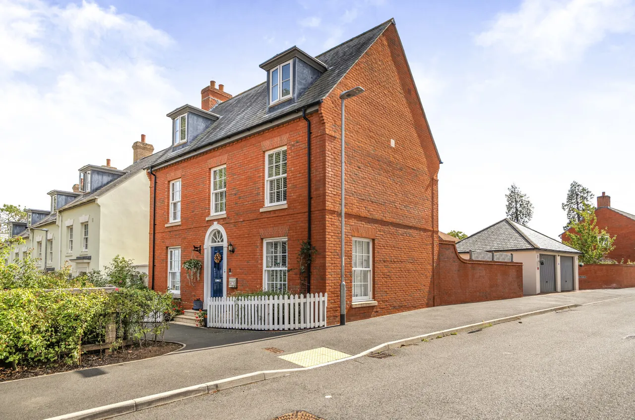 Jurston Walk, Wellington, TA21, photo 5