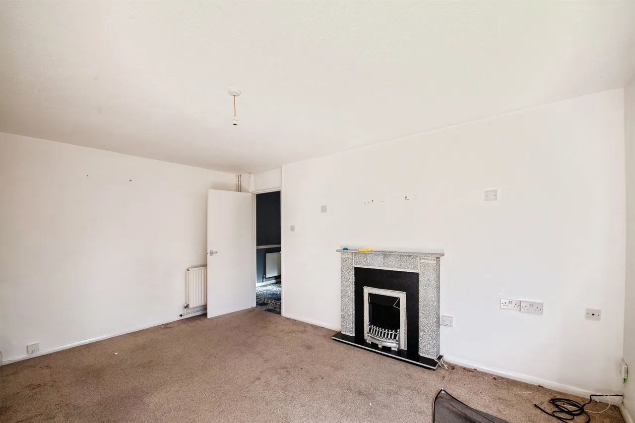 Main Street, Marston Trussell, LE16, photo 26