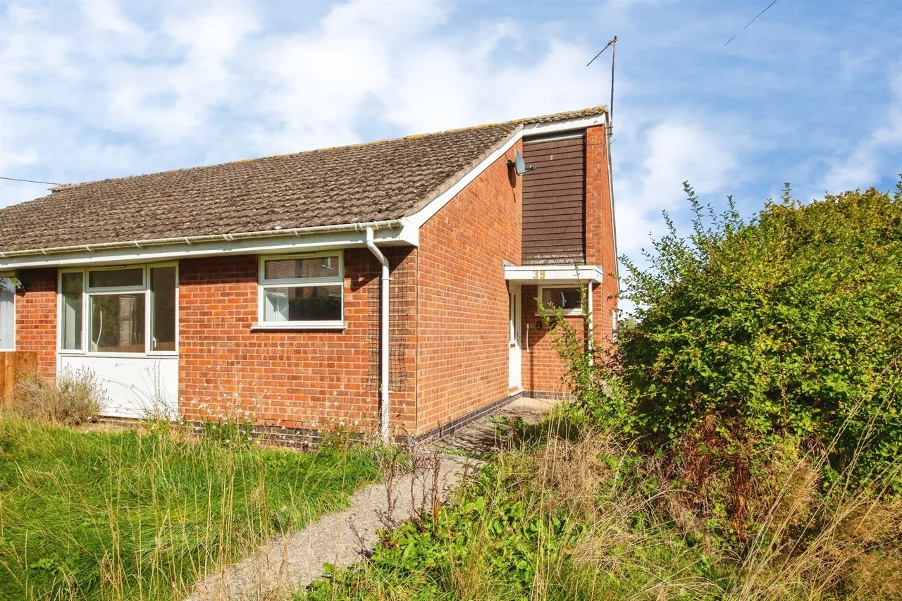 Main Street, Marston Trussell, LE16, photo 3