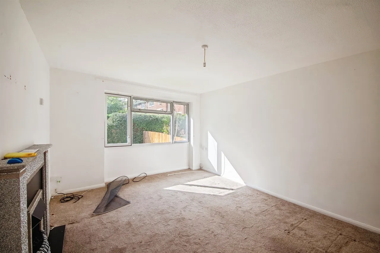 Main Street, Marston Trussell, LE16, photo 24