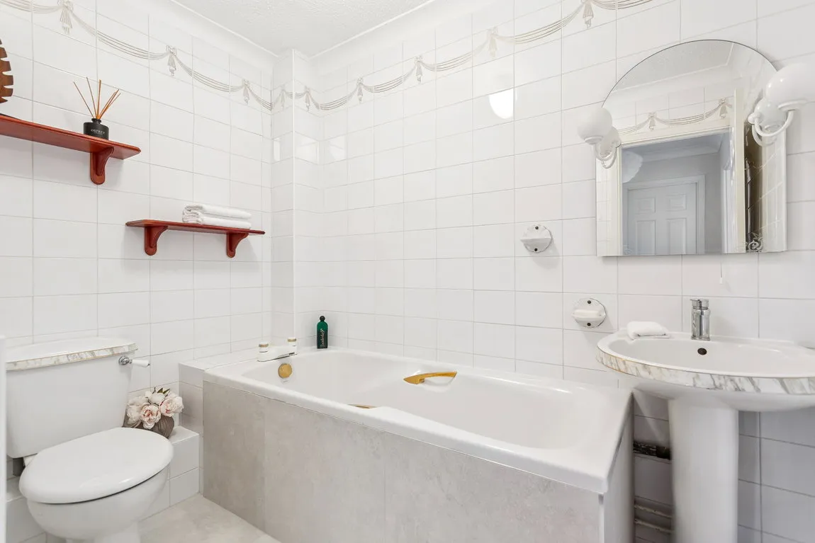Arden Mhor, Pinner, HA5, photo 12