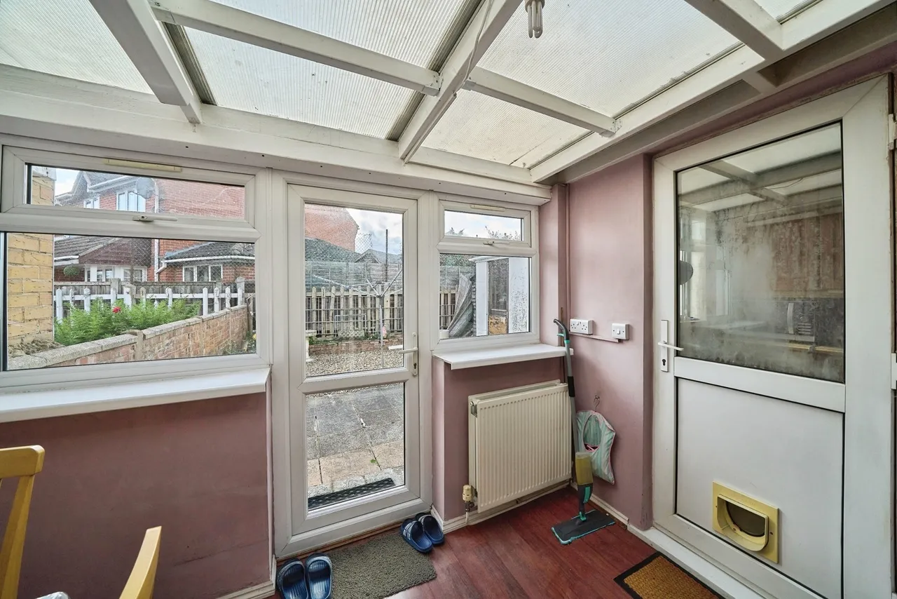 Meriden Close, Ilford, IG6, photo 11