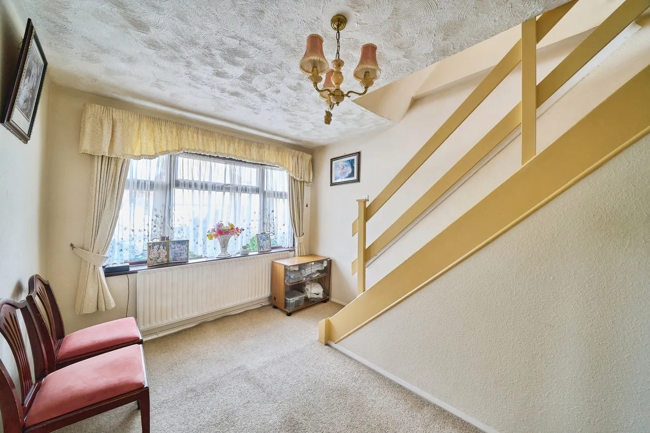 Meriden Close, Ilford, IG6, photo 7