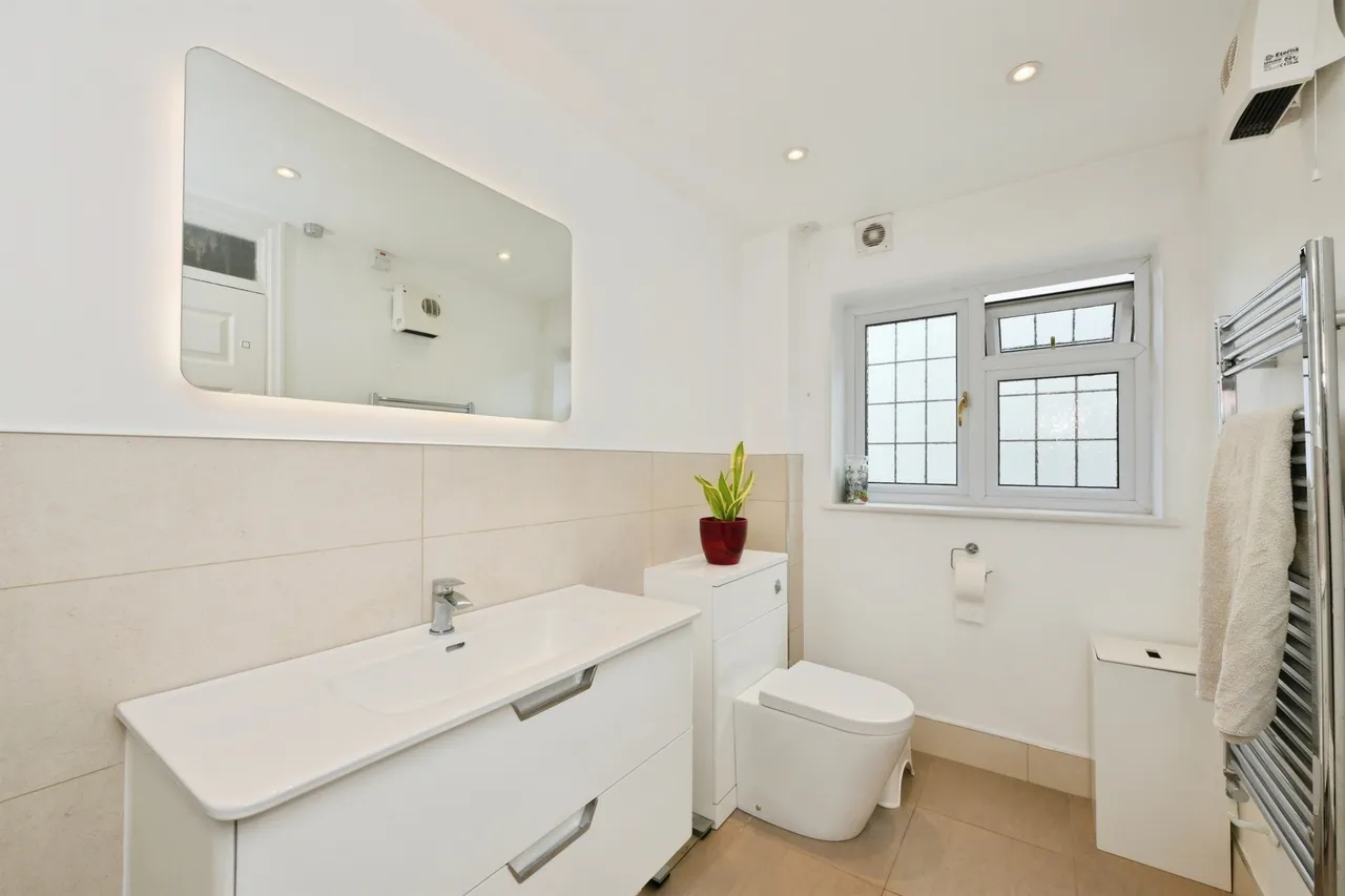 Middle Street, Nazeing, EN9, photo 20
