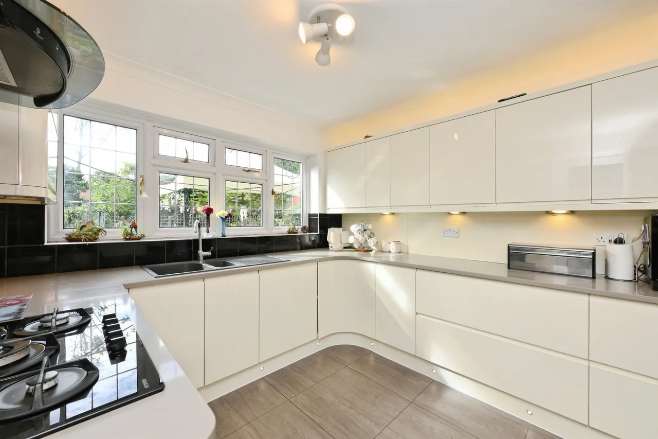Middle Street, Nazeing, EN9, photo 8