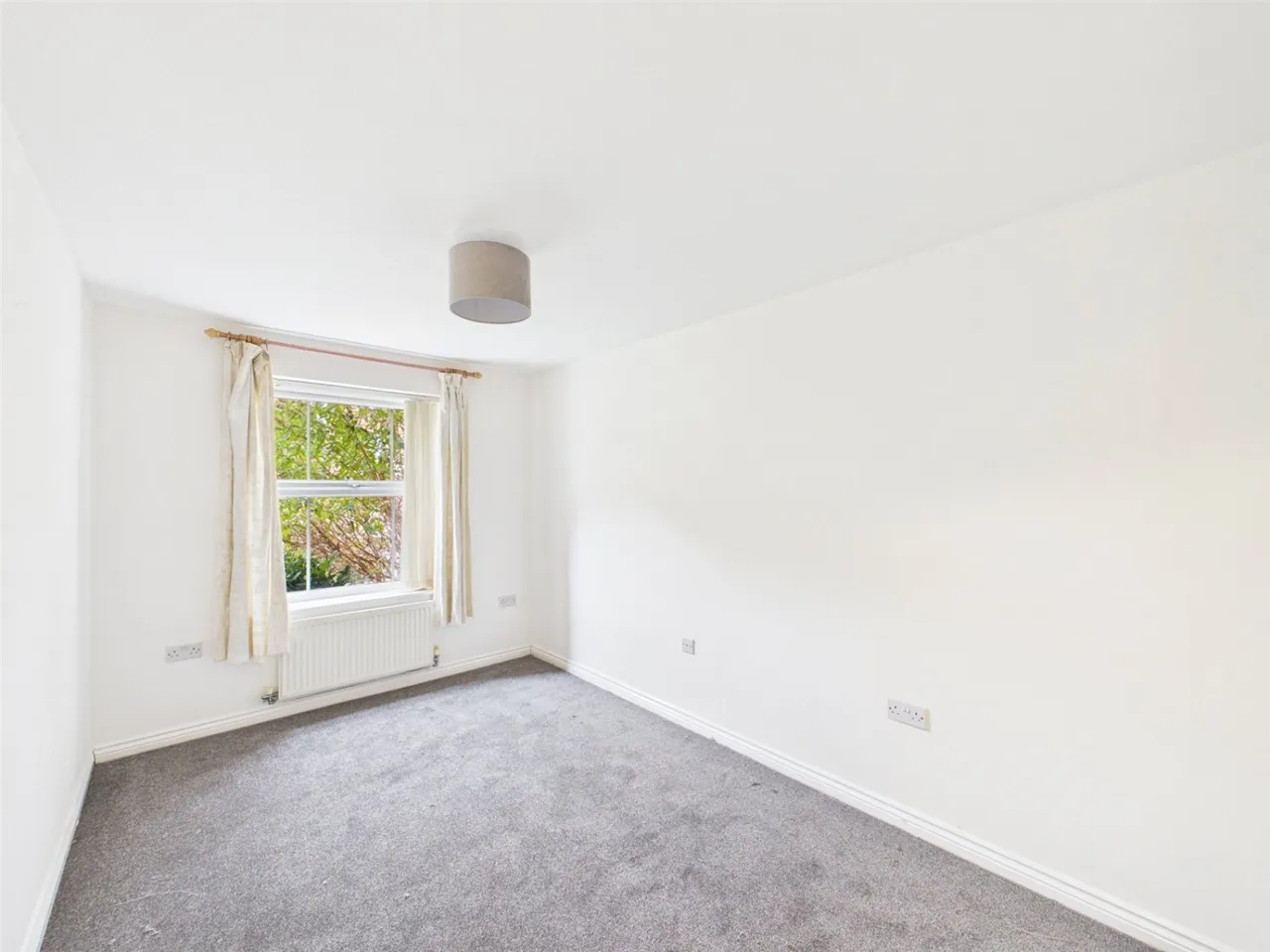 High Main Drive, Brackens Court, NG6, photo 3